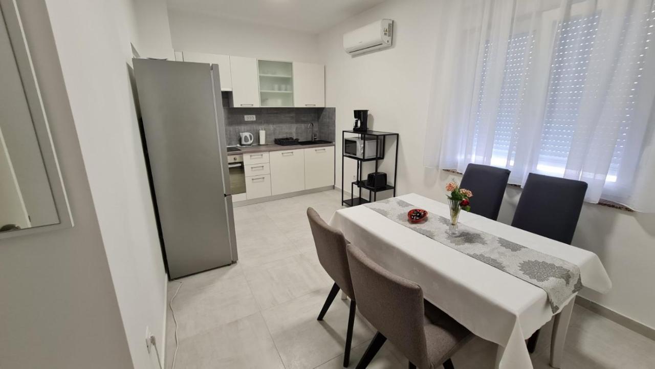 Apartman Magnolija Rijeka Extérieur photo