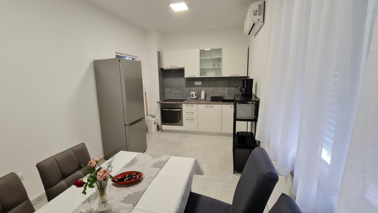 Apartman Magnolija Rijeka Extérieur photo